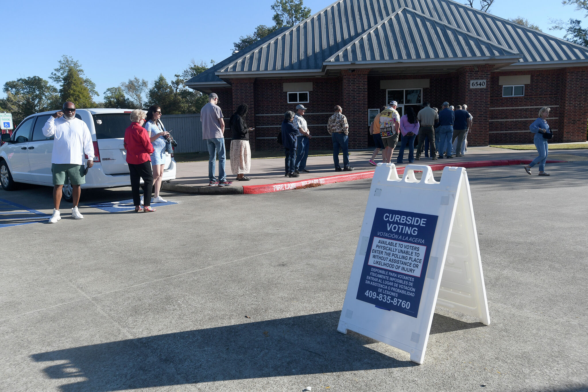 Hardin, Jefferson counties report high early voter turnout