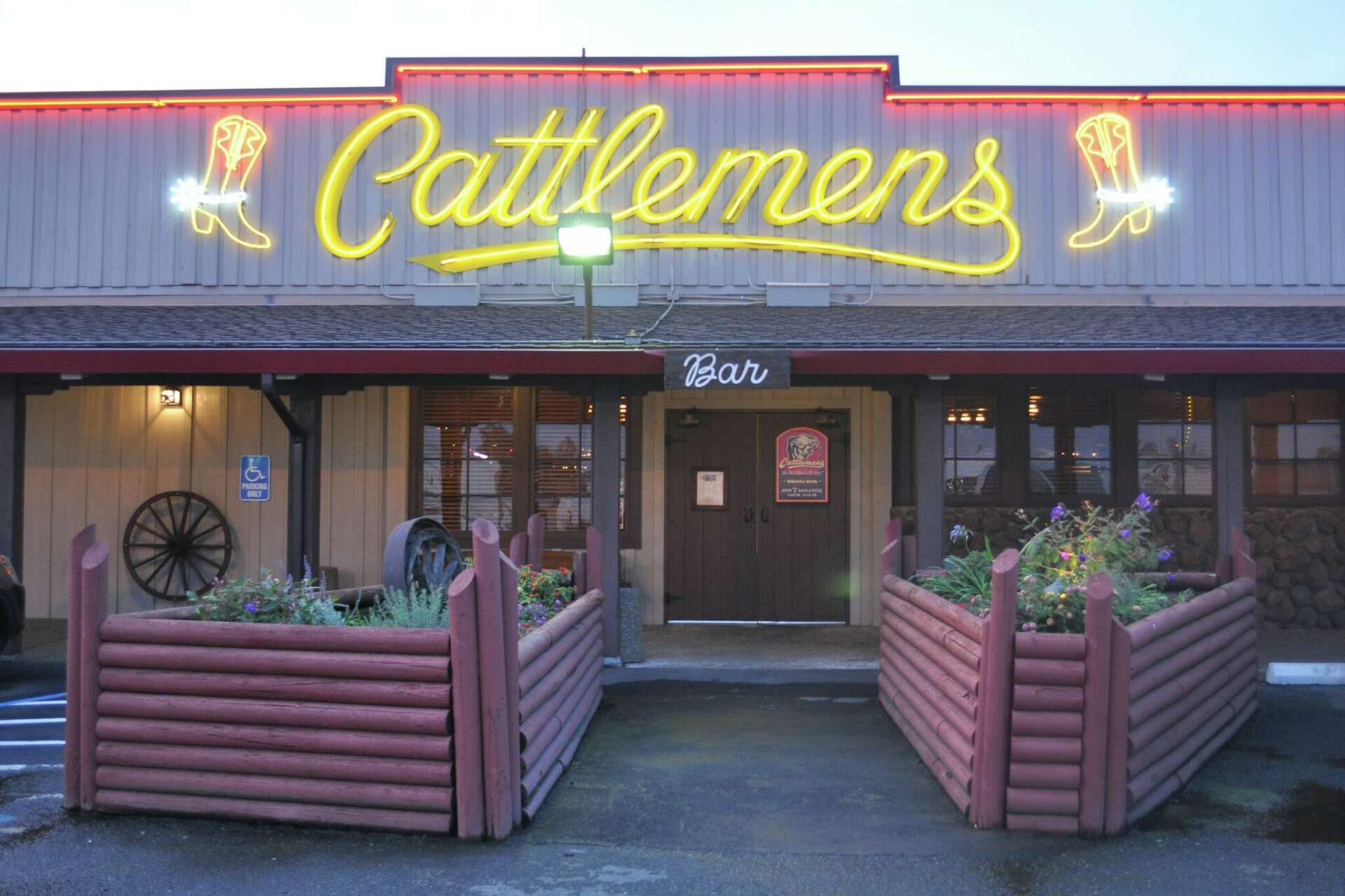 54-year-old Bay Area steakhouse closing to make way for Chick-fil-A