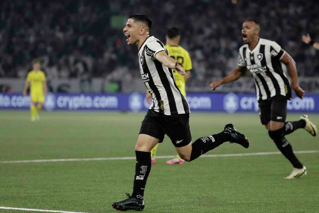 Brazil's Botafogo Nears 1st Copa Libertadores Final After 5-0 Rout Of ...