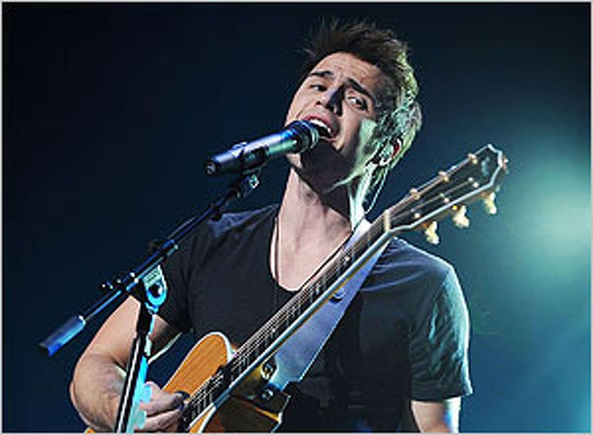 Kris Allen will perform Friday at Six Flags Fiesta Texas as part of a double bill with OneRepublic.