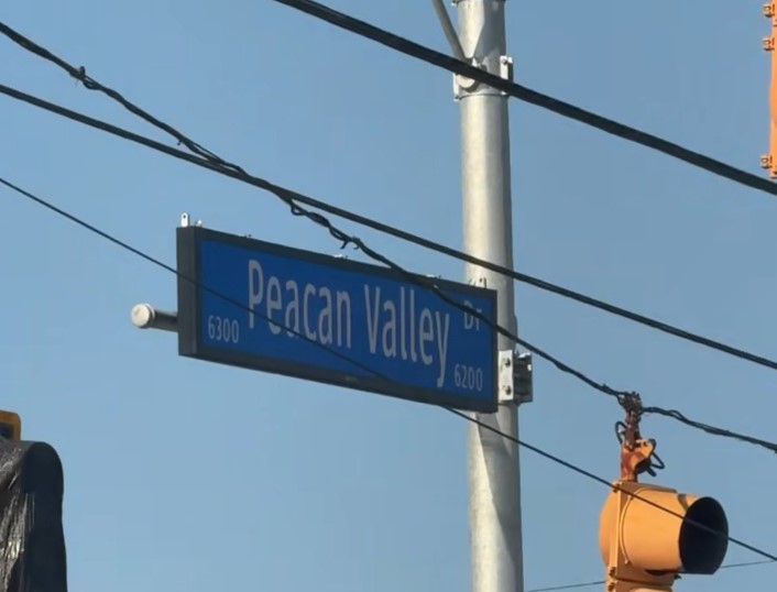 Viral video blasts San Antonio street sign typo