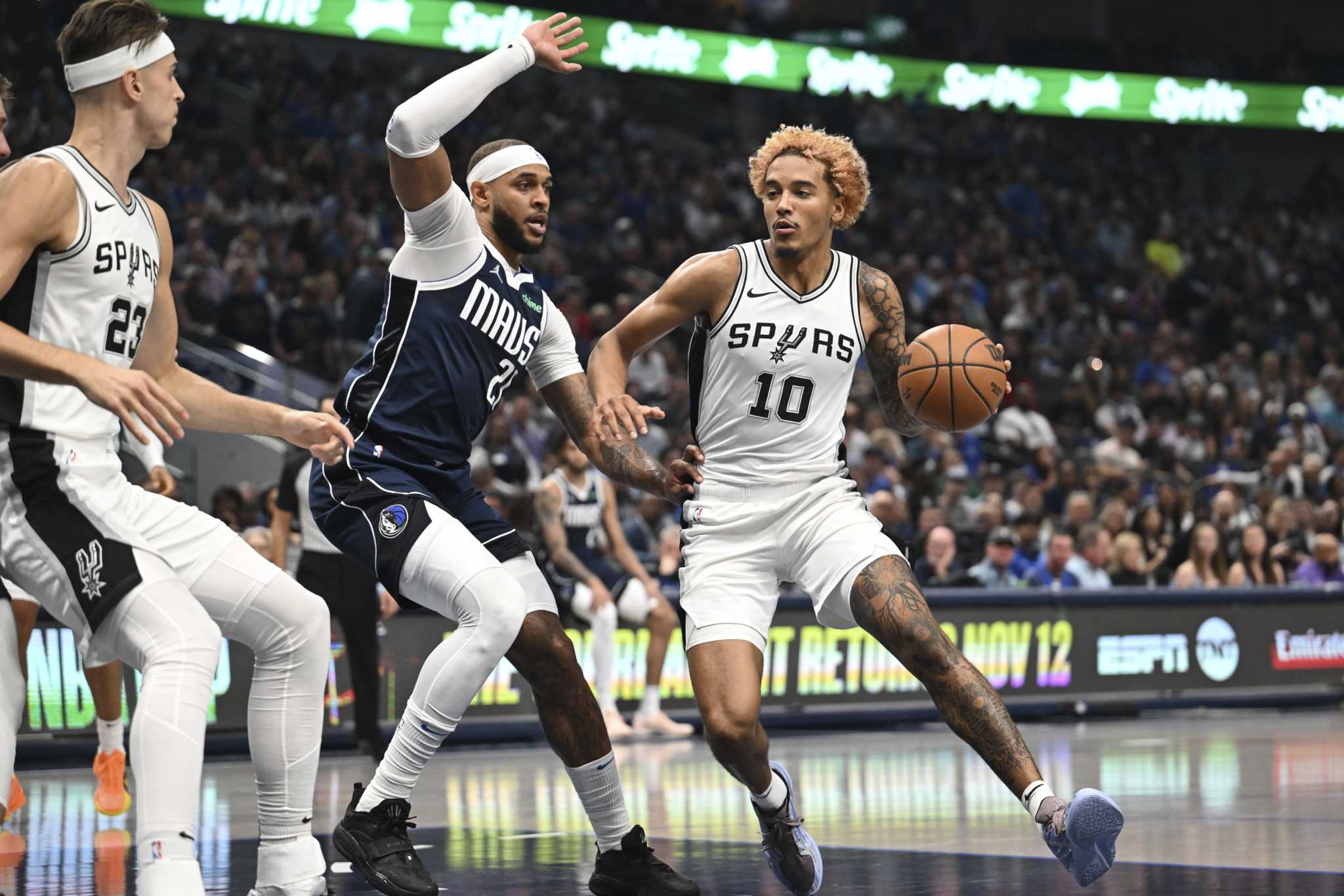 San Antonio Spurs' Jeremy Sochan enjoys flagrantly good opener