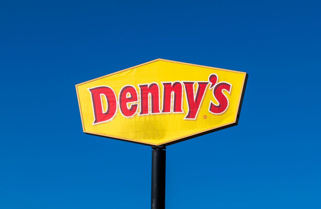 Denny's abruptly closes Bay Area mall outpost after company's $620M sale