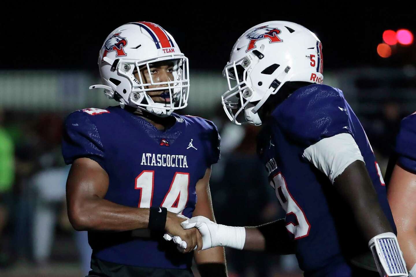 North Shore Mustangs earn dramatic win over Atascocita Eagles