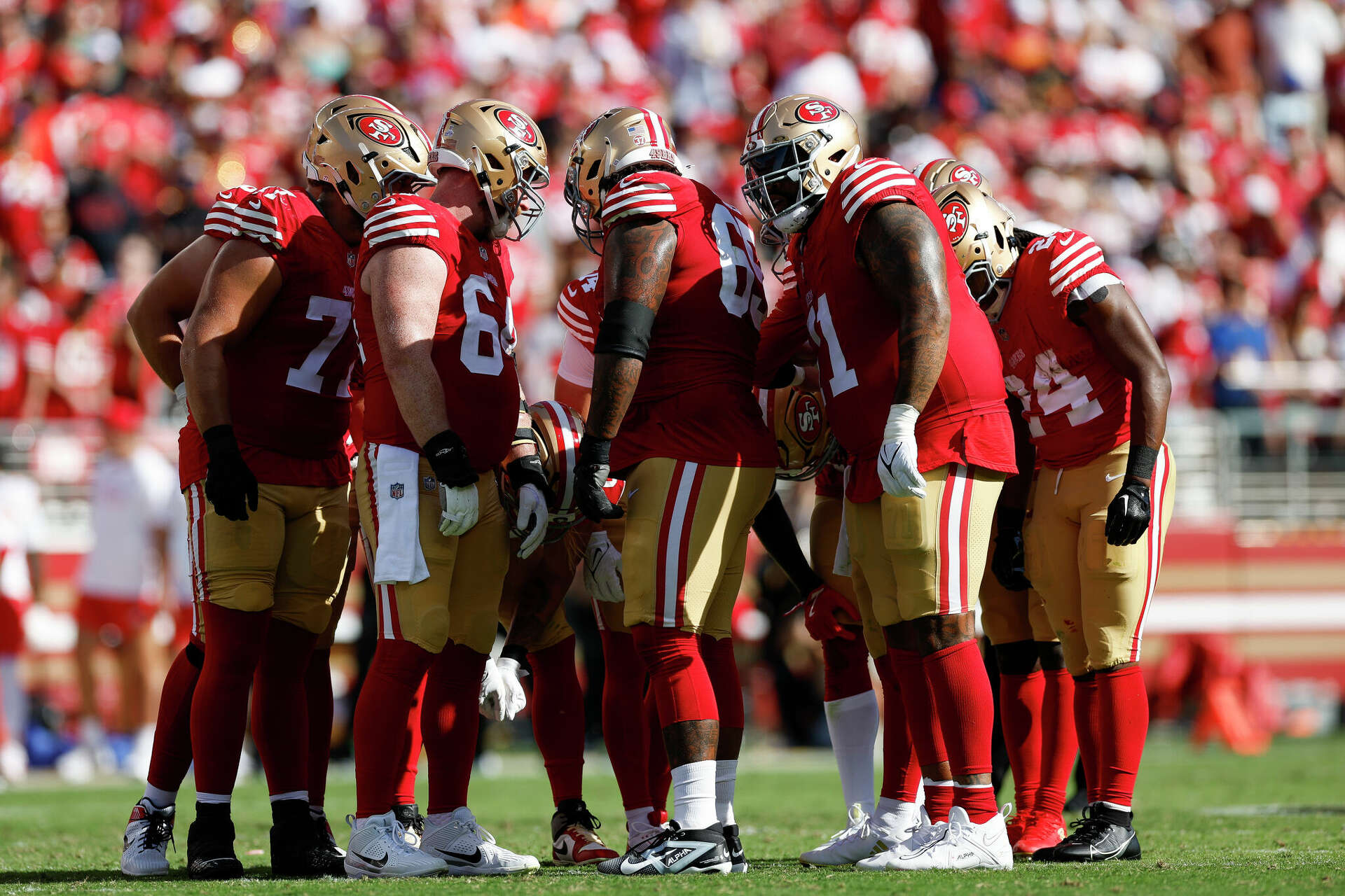 NFL insider offers latest trade rumors around ailing 49ers team