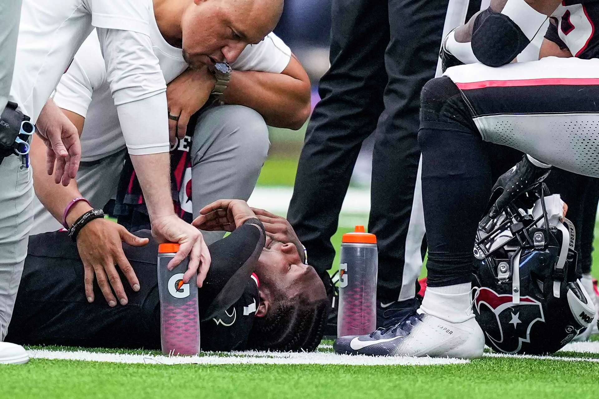 Houston Texans wait to learn severity of Stefon Diggs