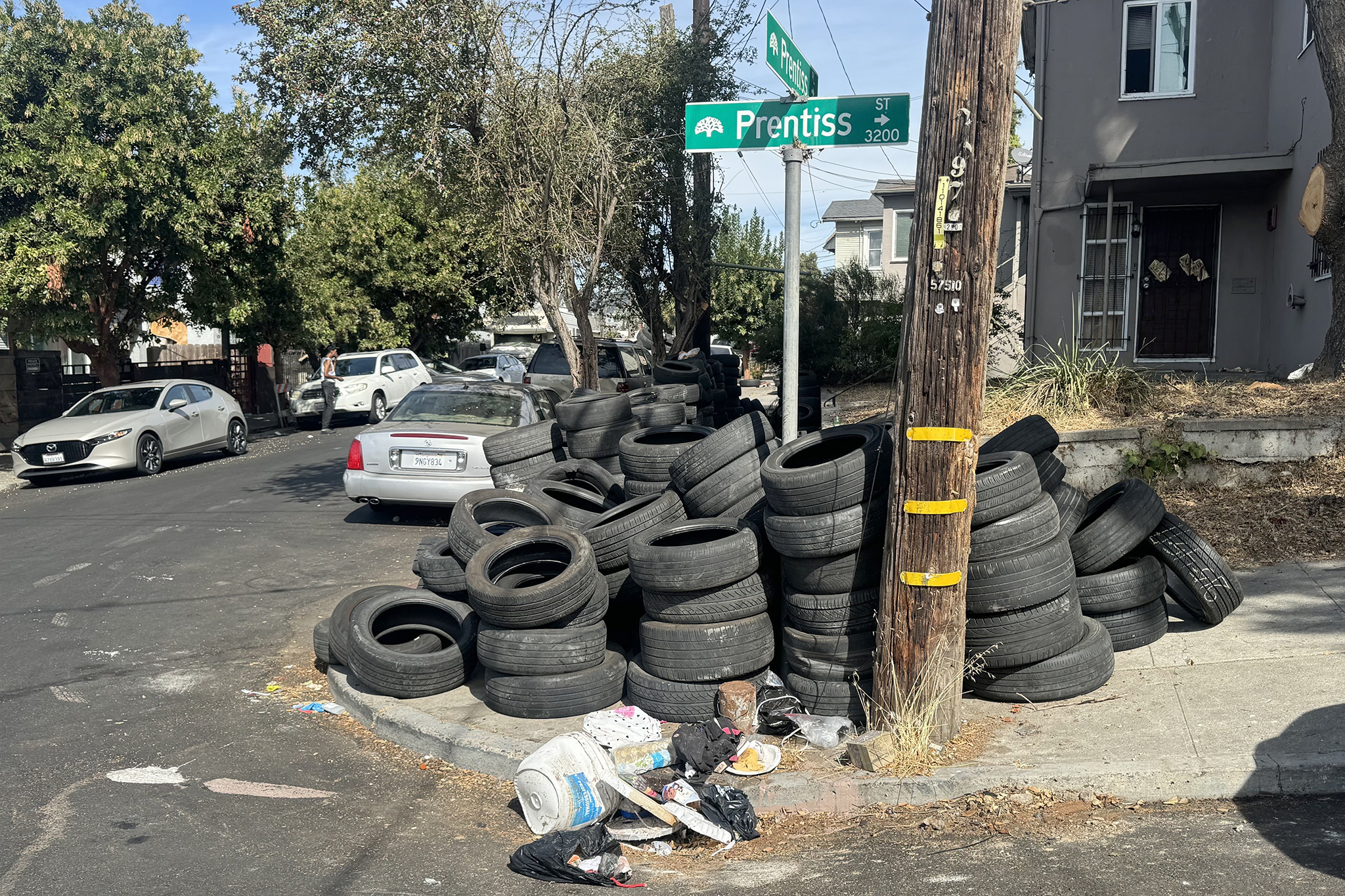 Illegal dumping in Bay Area reaches new heights with tire mountain