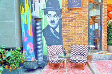 Taco Bell temporarily closes