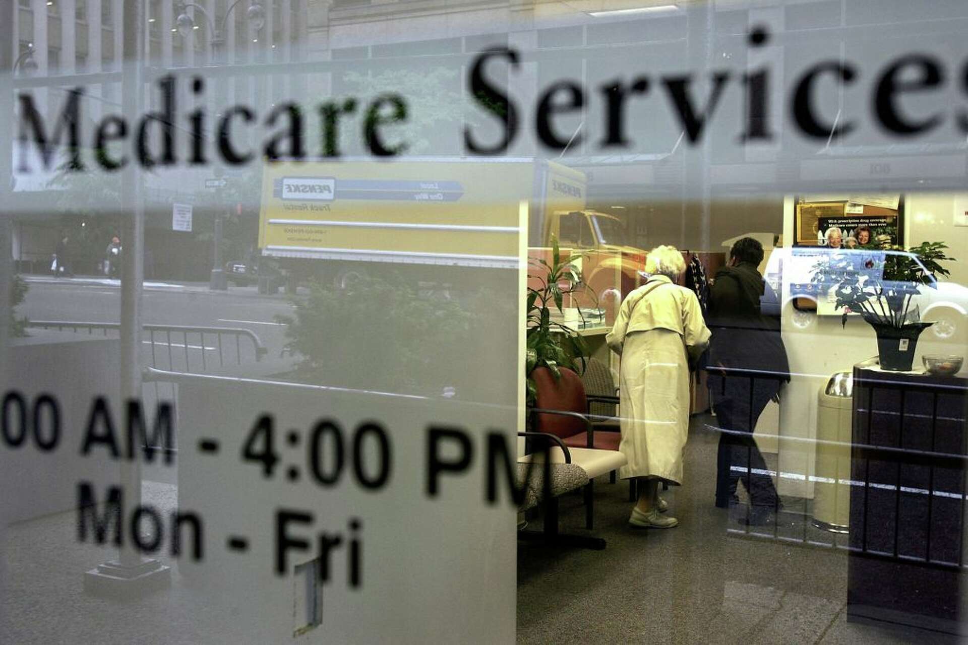 Medicare open enrollment deadline draws near