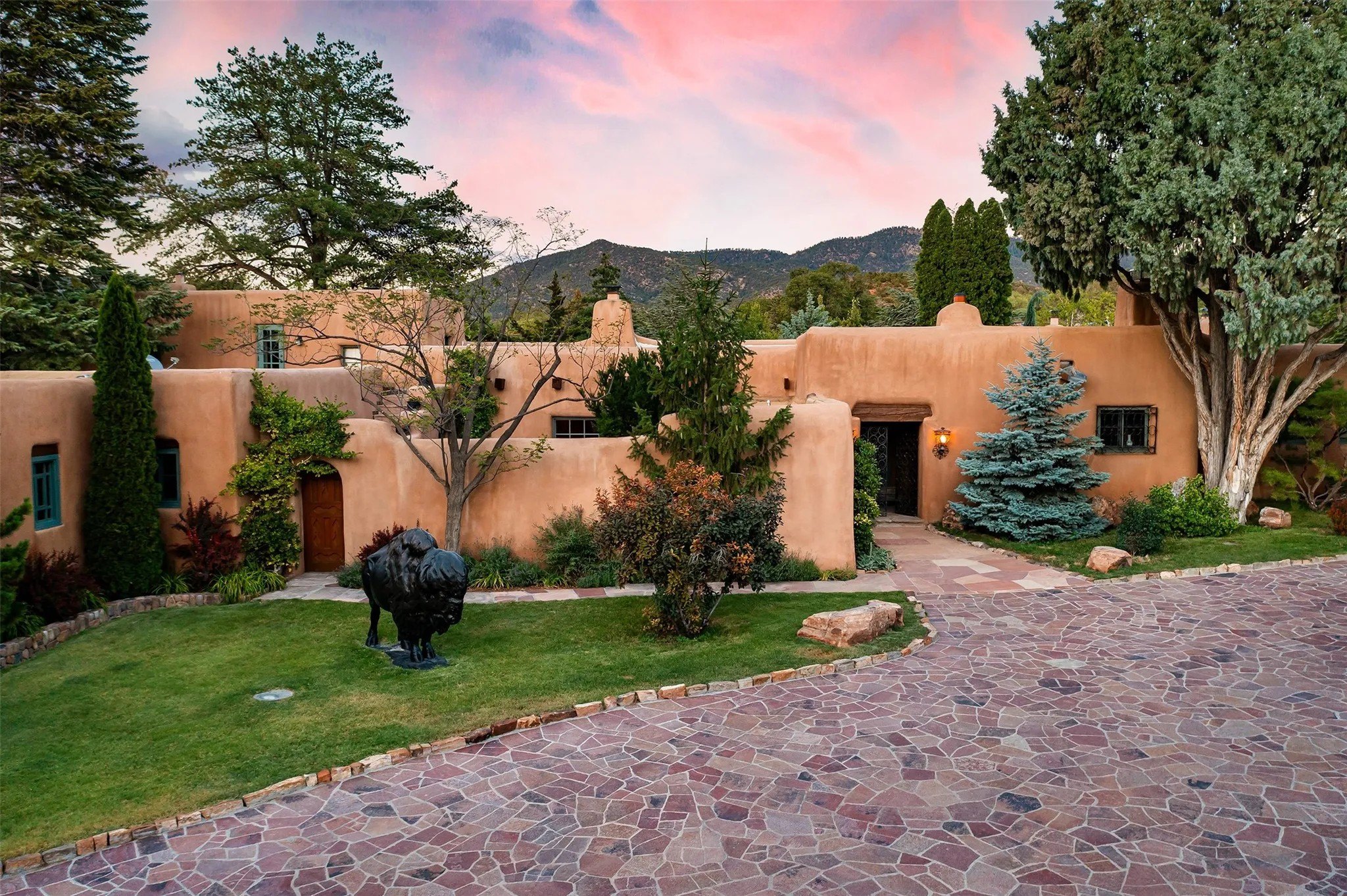 Littered Compound Art Collector's Wild Santa Fe Compound Littered With Giant Animal ...
