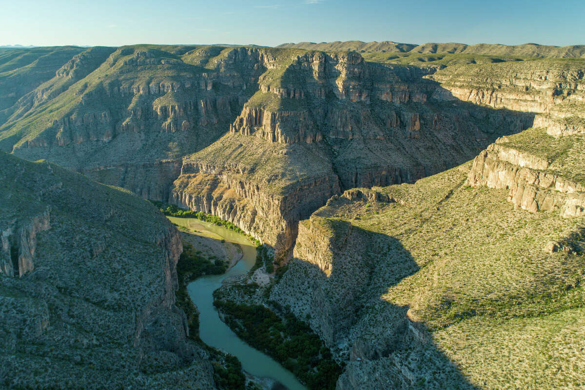 Texas, Brewster County, Brewster Ranch owned by businessman Brad Kelley, who was until recently the man with the most land owned in Texas. The land now passes on to its new owner: The Texas General Land Office.