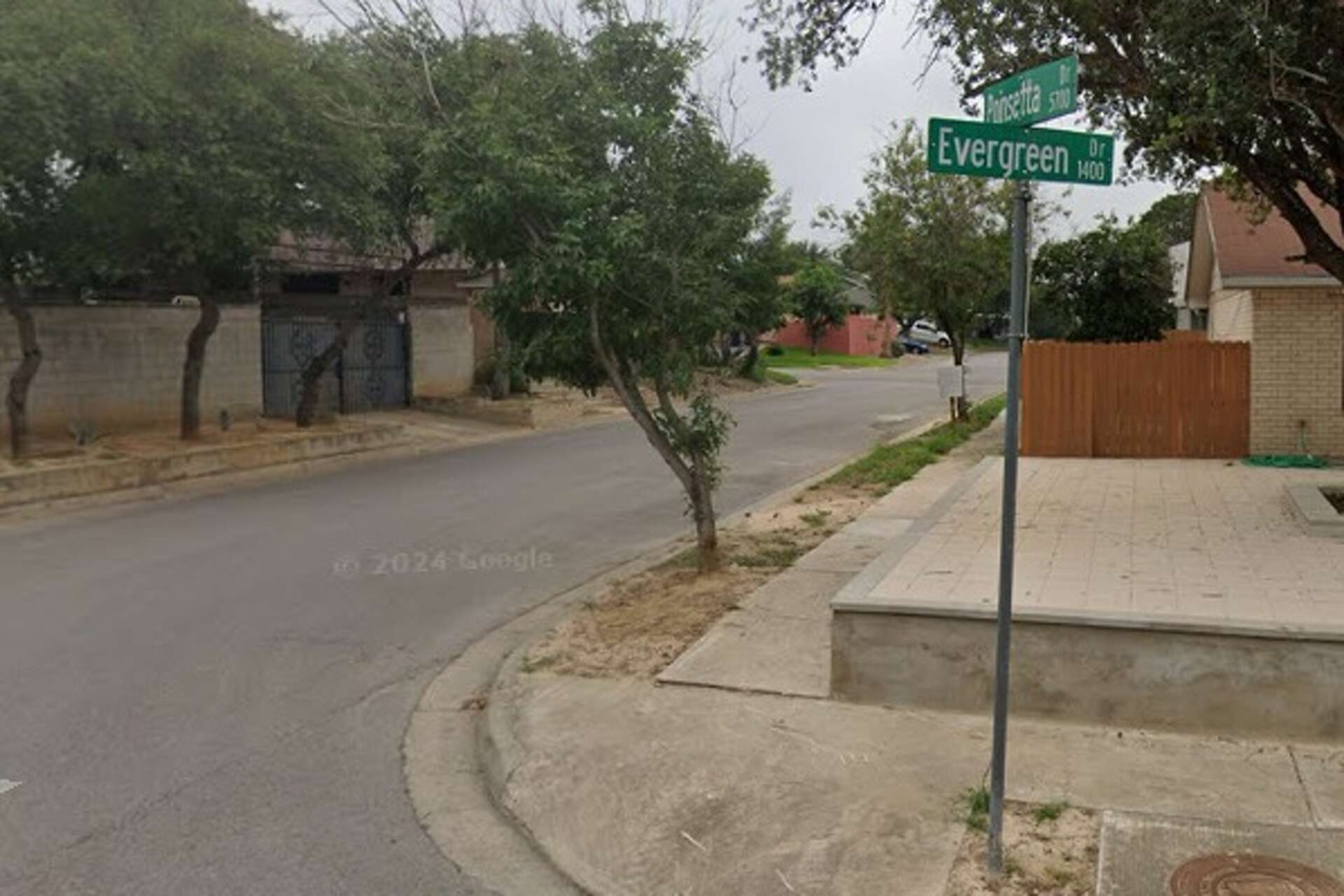 Affidavit: Laredo man recorded teenage girl in shower