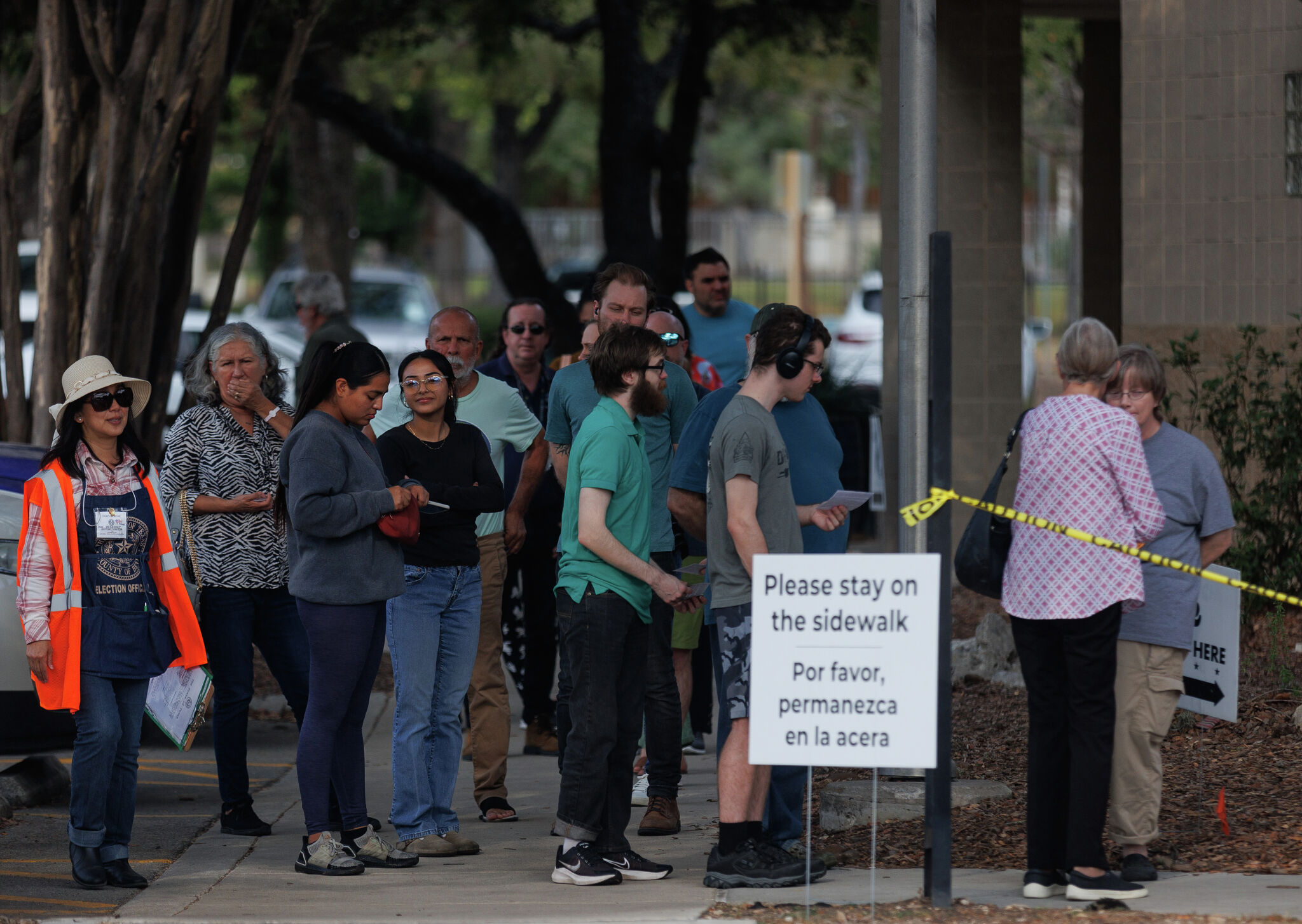 Bexar County's early voting started with a bang but ended on downbeat