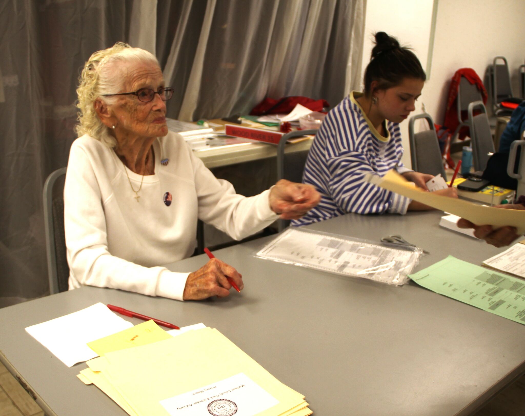 Margot Wilfong marks 67 years as an Illinois election judge