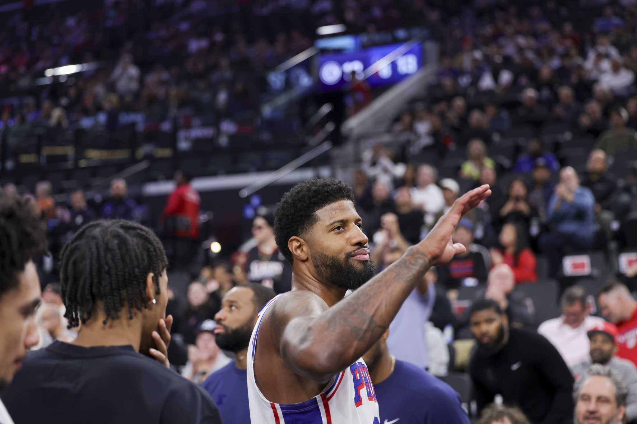 Paul George Gets Booed In His Return To LA For The 1st Time Since ...