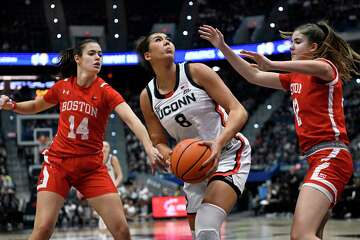 Freshmen El Alfy, Strong Score 17 Points Each As No. 2 UConn Routs BU 86-32