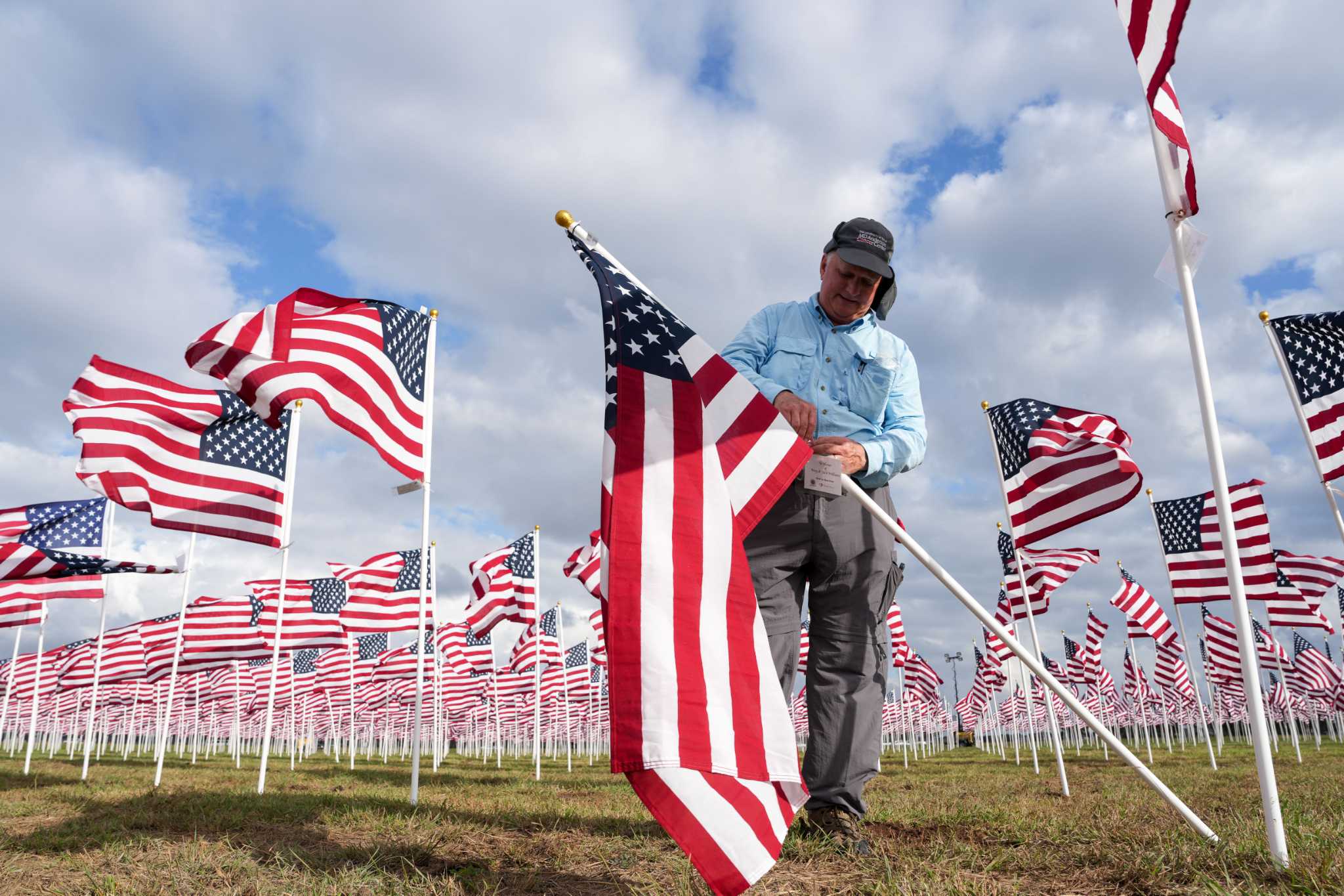 Houston Veterans Day forecast Sunny and warm