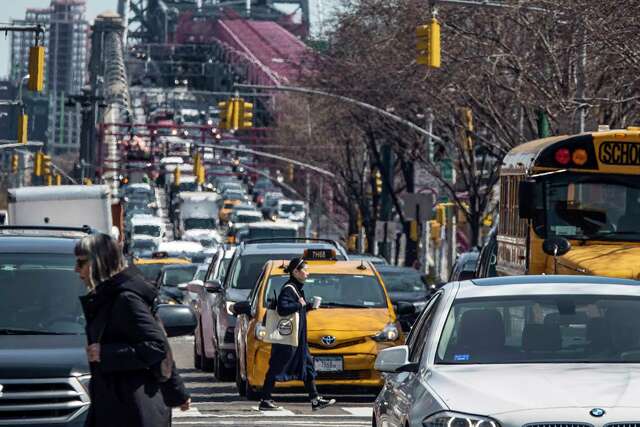 New York Races To Revive Manhattan Tolls Intended To Fight Traffic ...