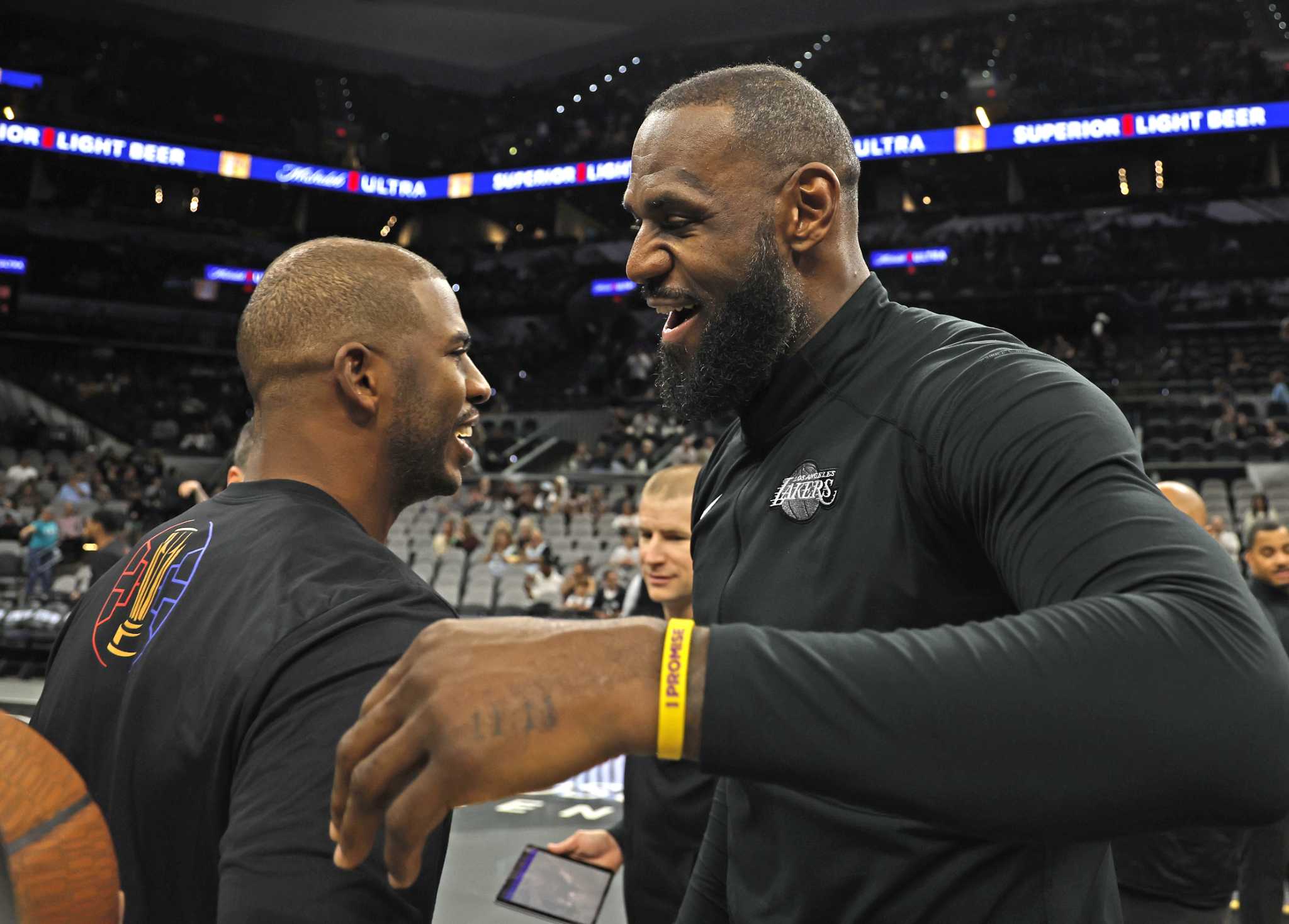 Longevity means sacrifice for Spurs' Chris Paul
