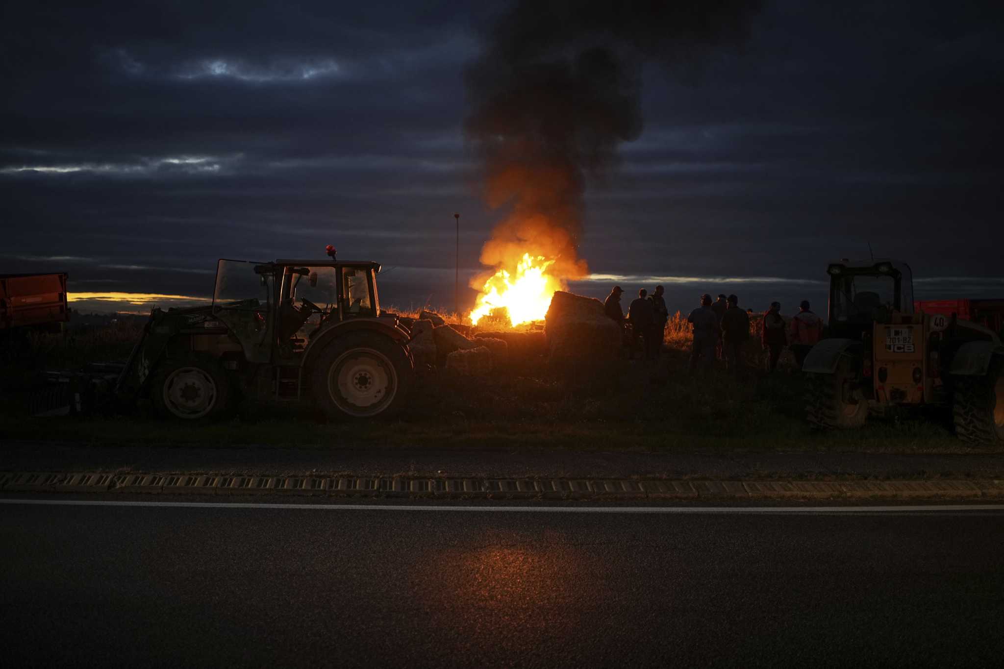 French Farmers Escalate Protests Against An EU-Mercosur Trade Deal And ...