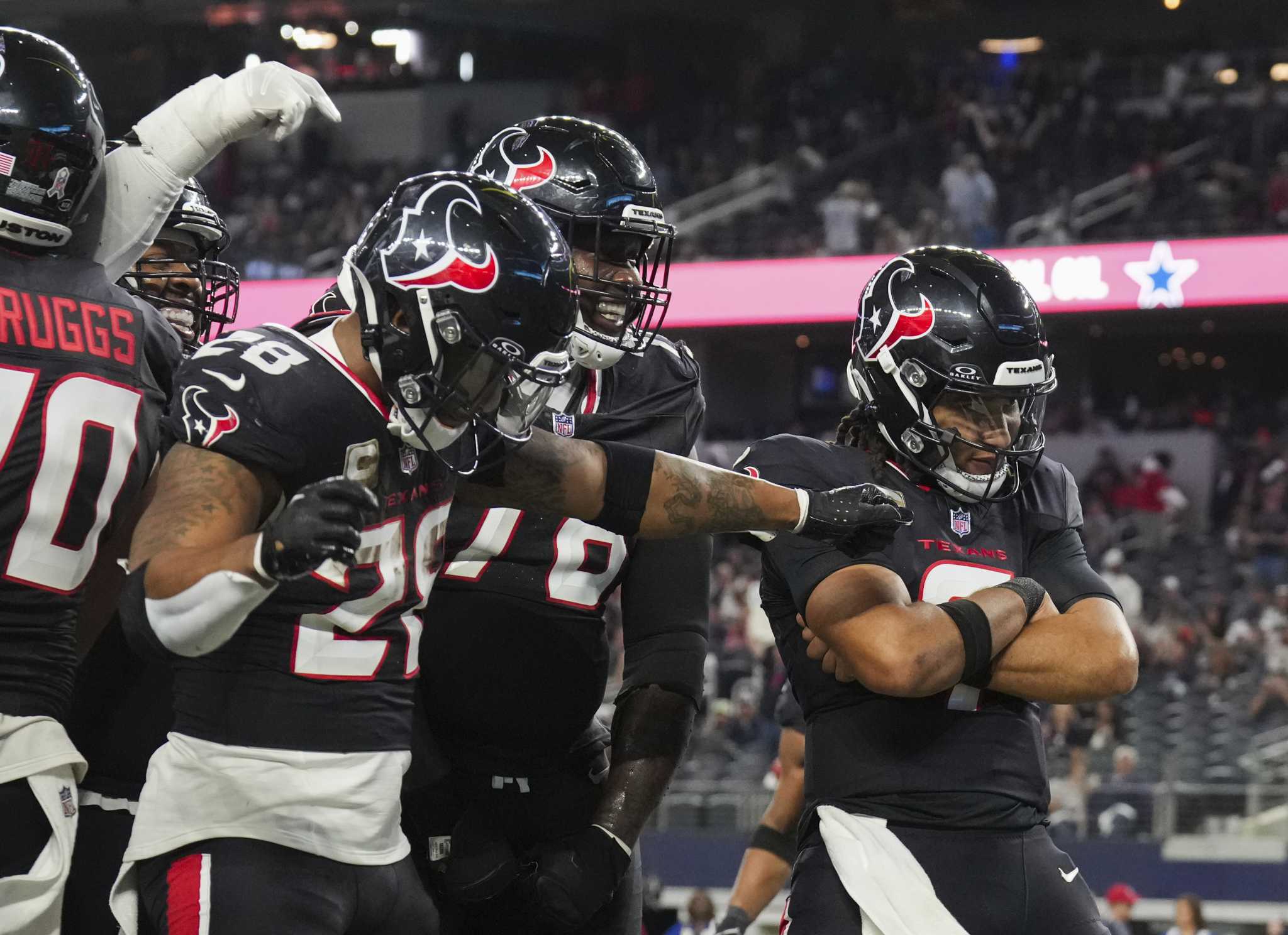 Houston Texans show 2nd-half improvement in 34-10 win over Cowboys