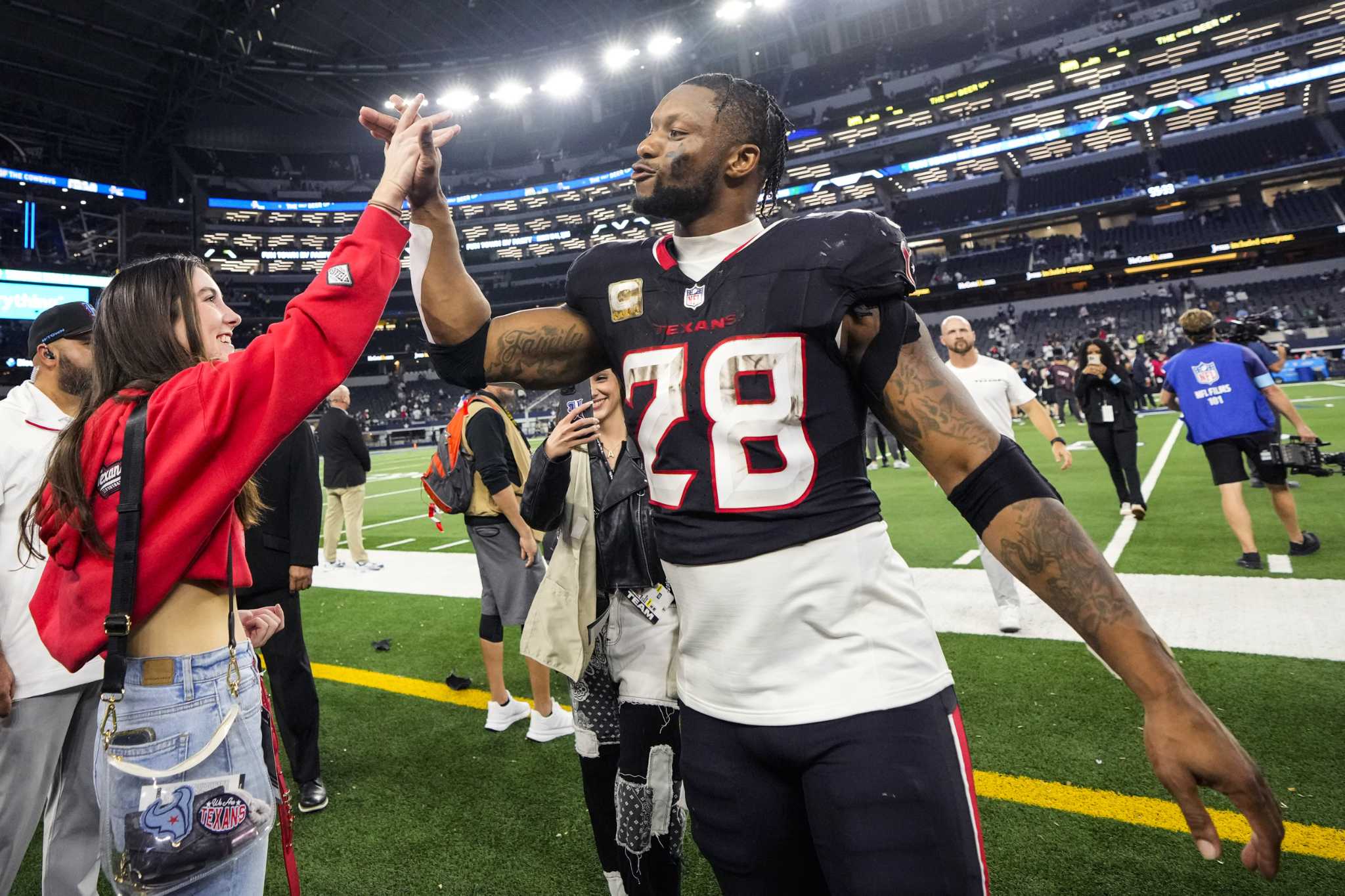 Houston Texans mailbag: Time to worry about Joe Mixon's injury?