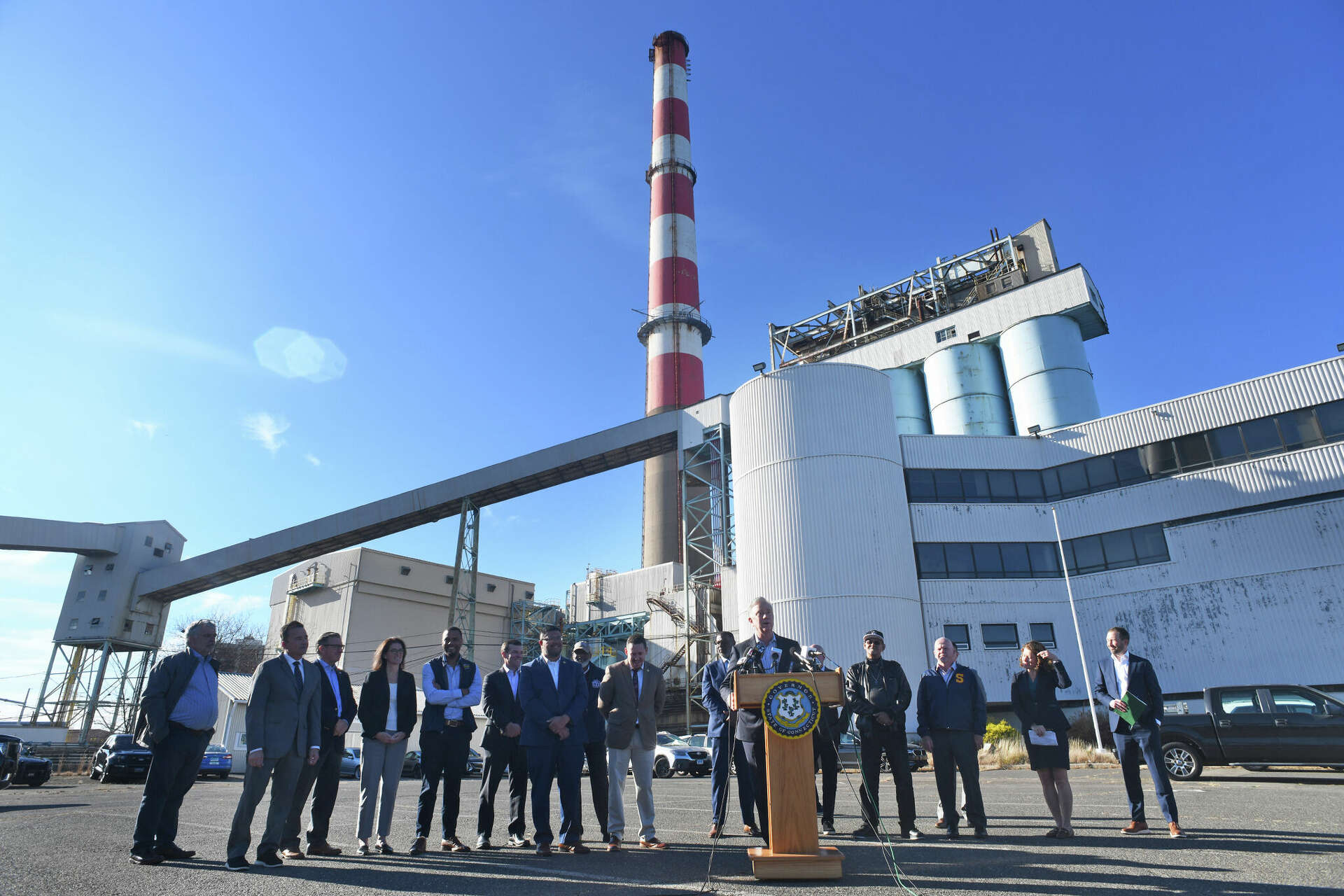 New owner, demolition plan announced for Bridgeport's coal-fired plant