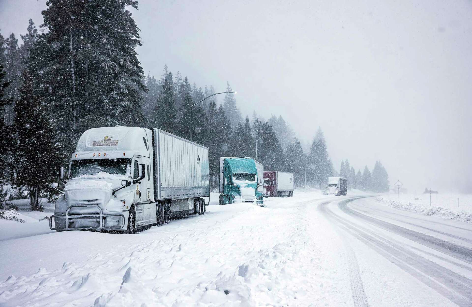 1 to 2 Feet of Snow and Dangerous Winds: Winter Storm to Slam Lassen and Plumas Counties