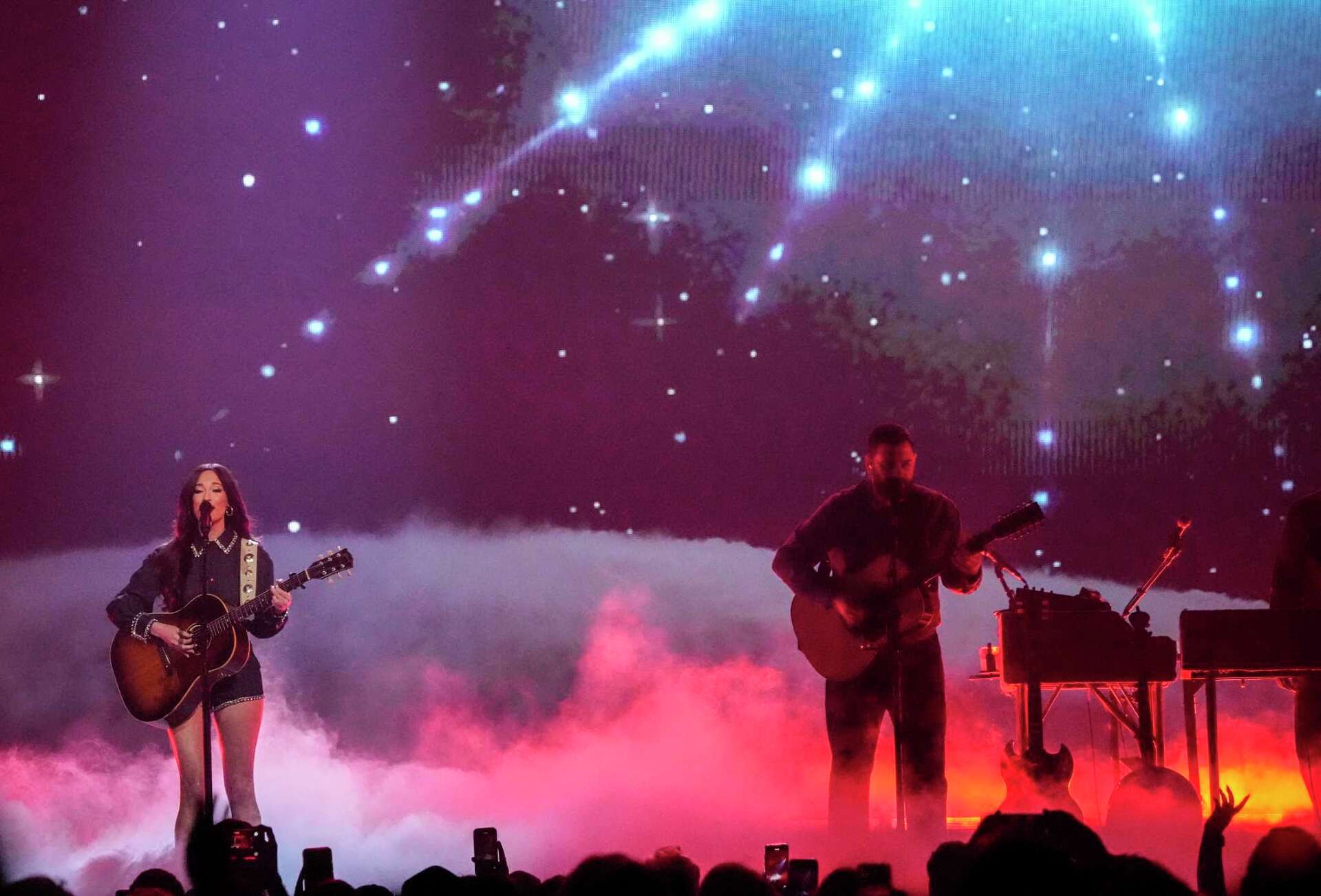 Concert review: Kacey Musgraves uplifts Houston on Deeper Well Tour