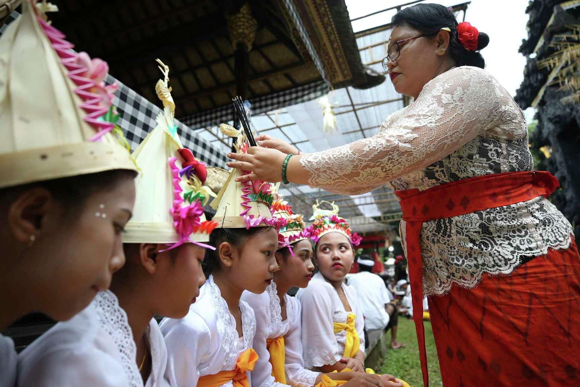 In Bali, Young Girls Dance In A Traditional Hindu Festival Threatened ...