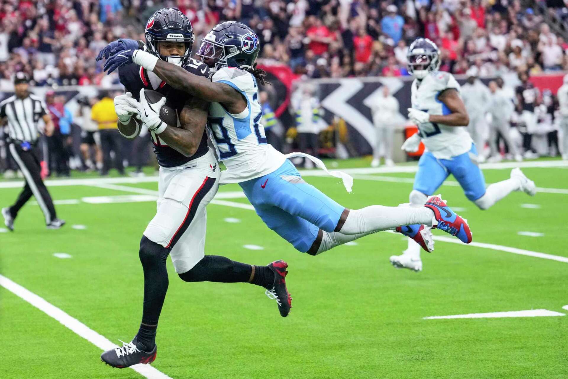 Tennessee Titans 32, Texans 27: How Houston lost at home to rival