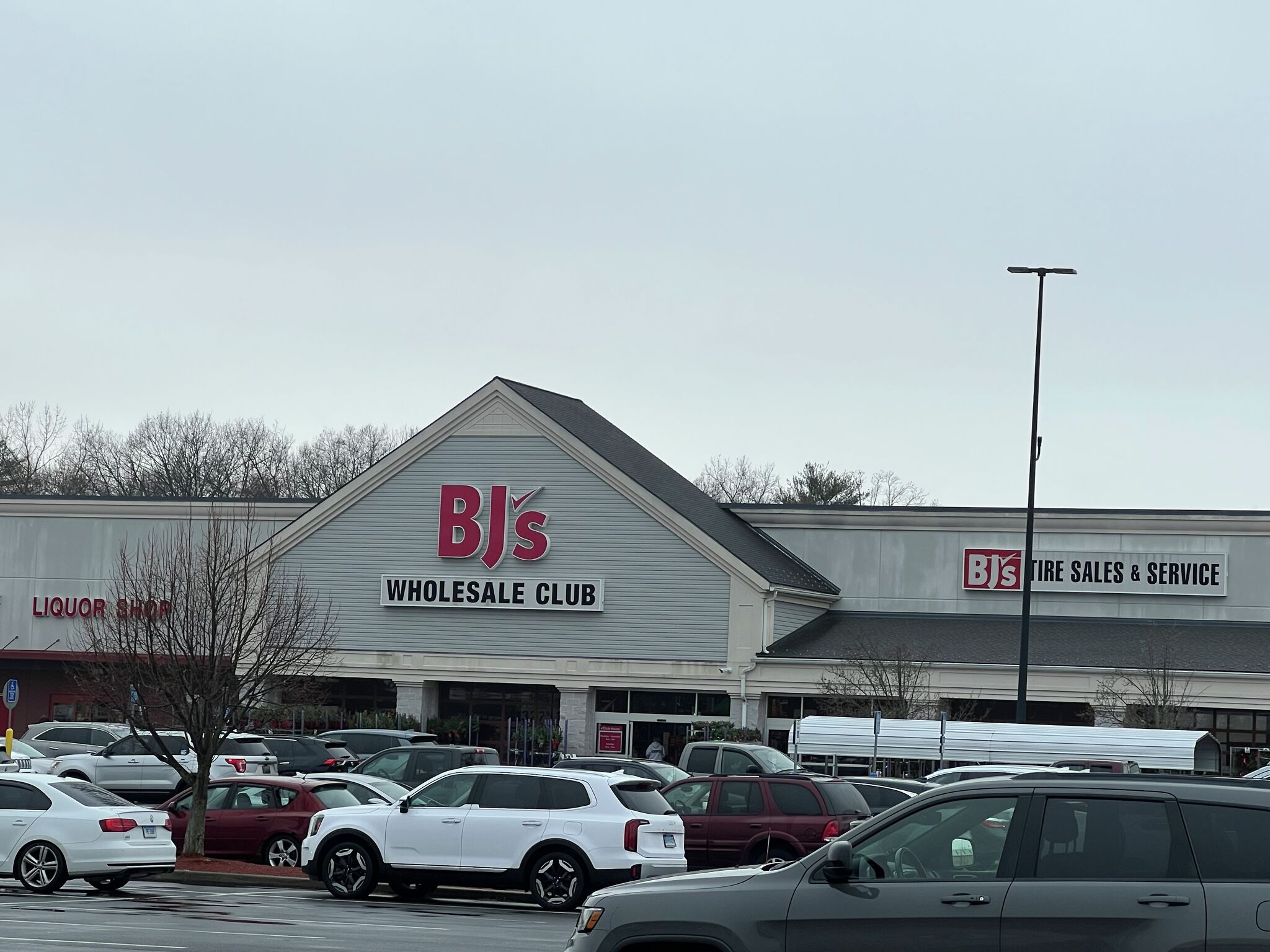 BJ's Wholesale Club to increase membership fee in 2025