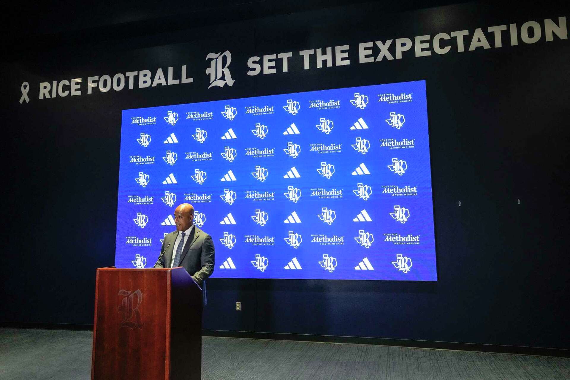 Rice Owls football: Scott Abell fits school's goals as football coach