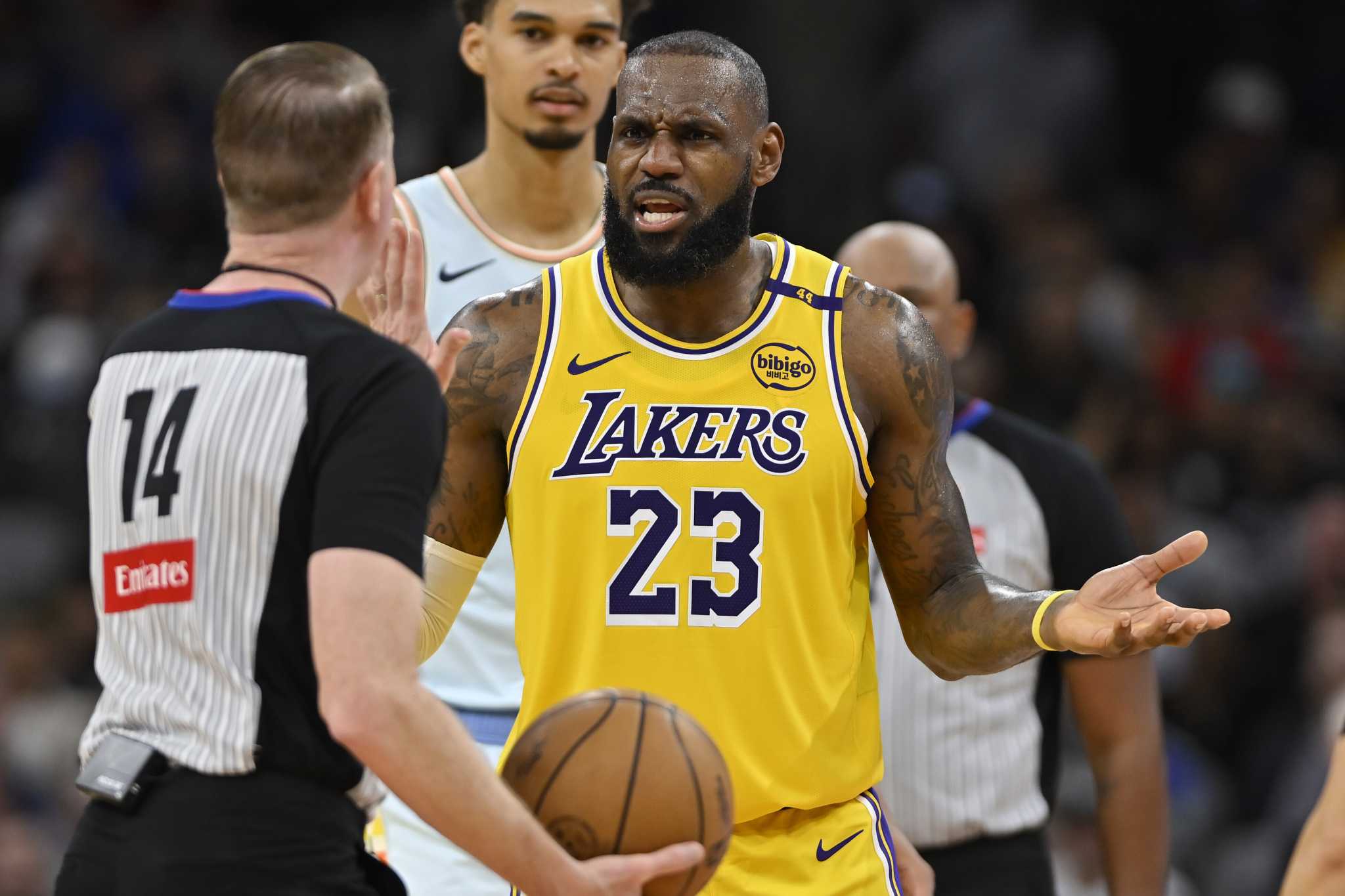 Watch: LeBron James seen outside Hotel Emma before Lakers loss to Spurs