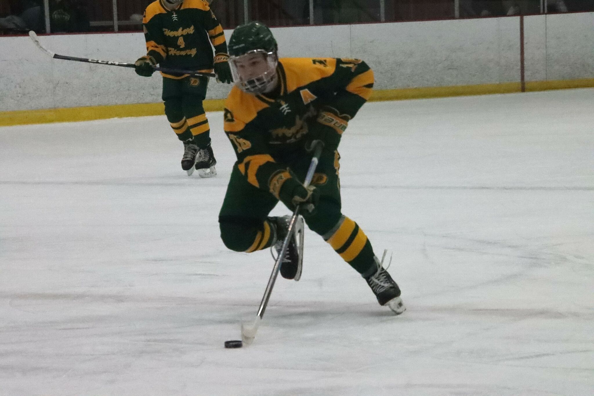 Prep Roundup: Dow hockey opens SVL slate with big win