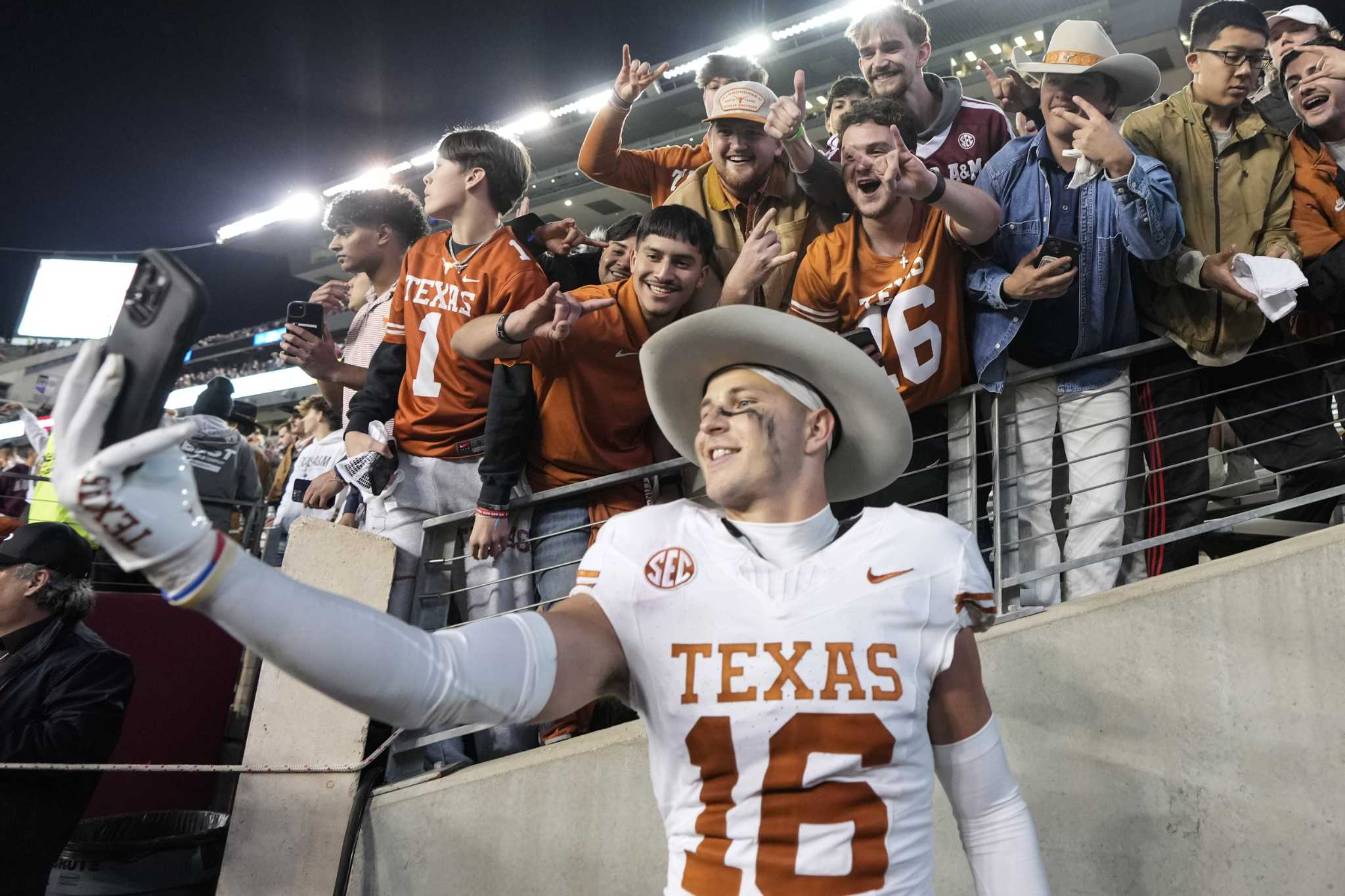 Longhorns' Michael Taaffe motivated by Aggies' Jake Ehlinger sign