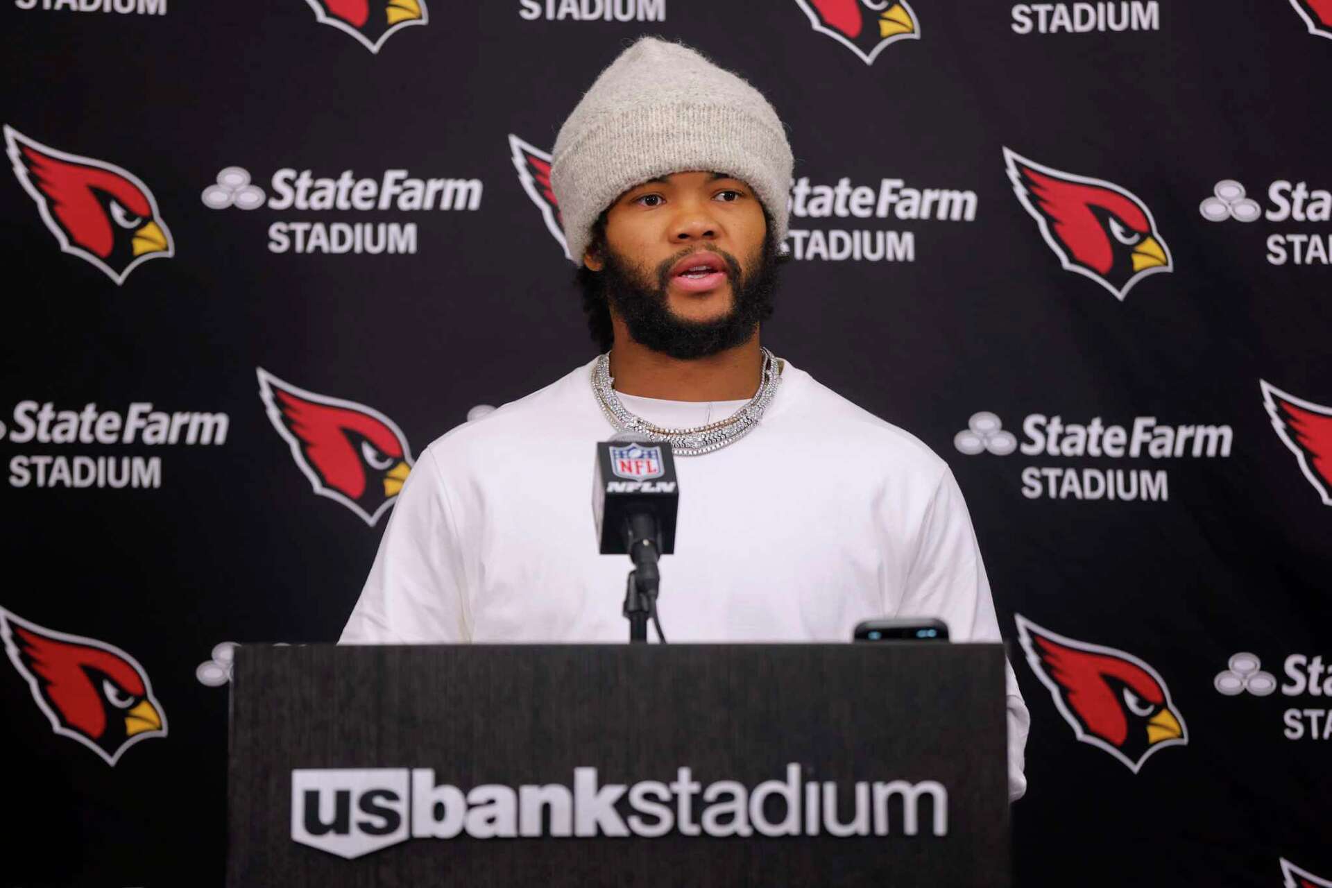 Kyler Murray's Late Mistakes Contribute To Cardinals' Blown Lead In ...