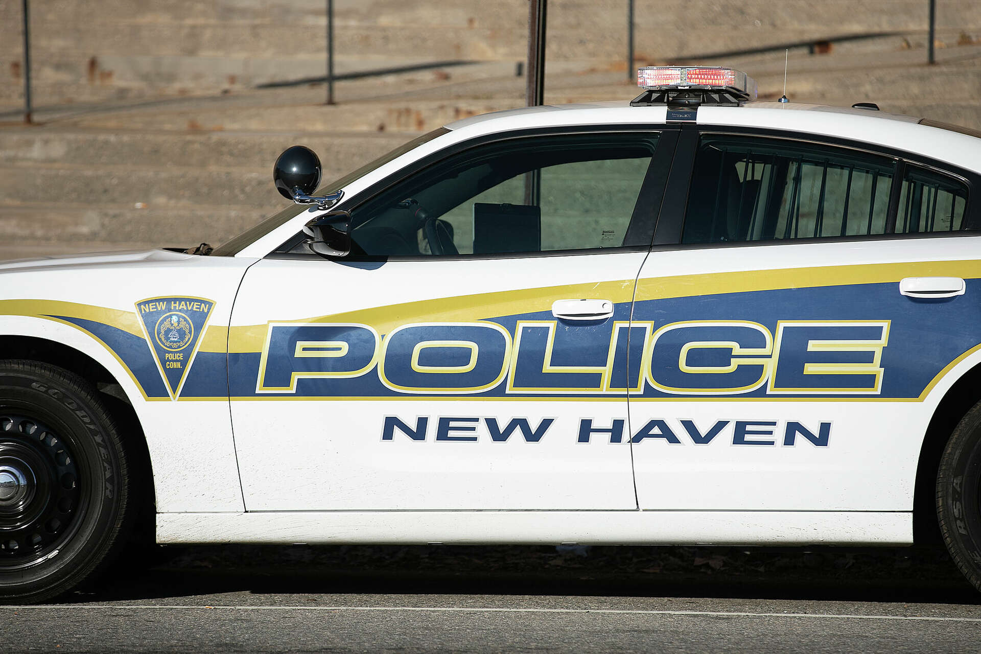 New Haven PD: Man stabbed while trying to break up fight