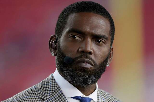 Hall Of Famer Randy Moss Reveals He's 'battling Something' Internal And ...