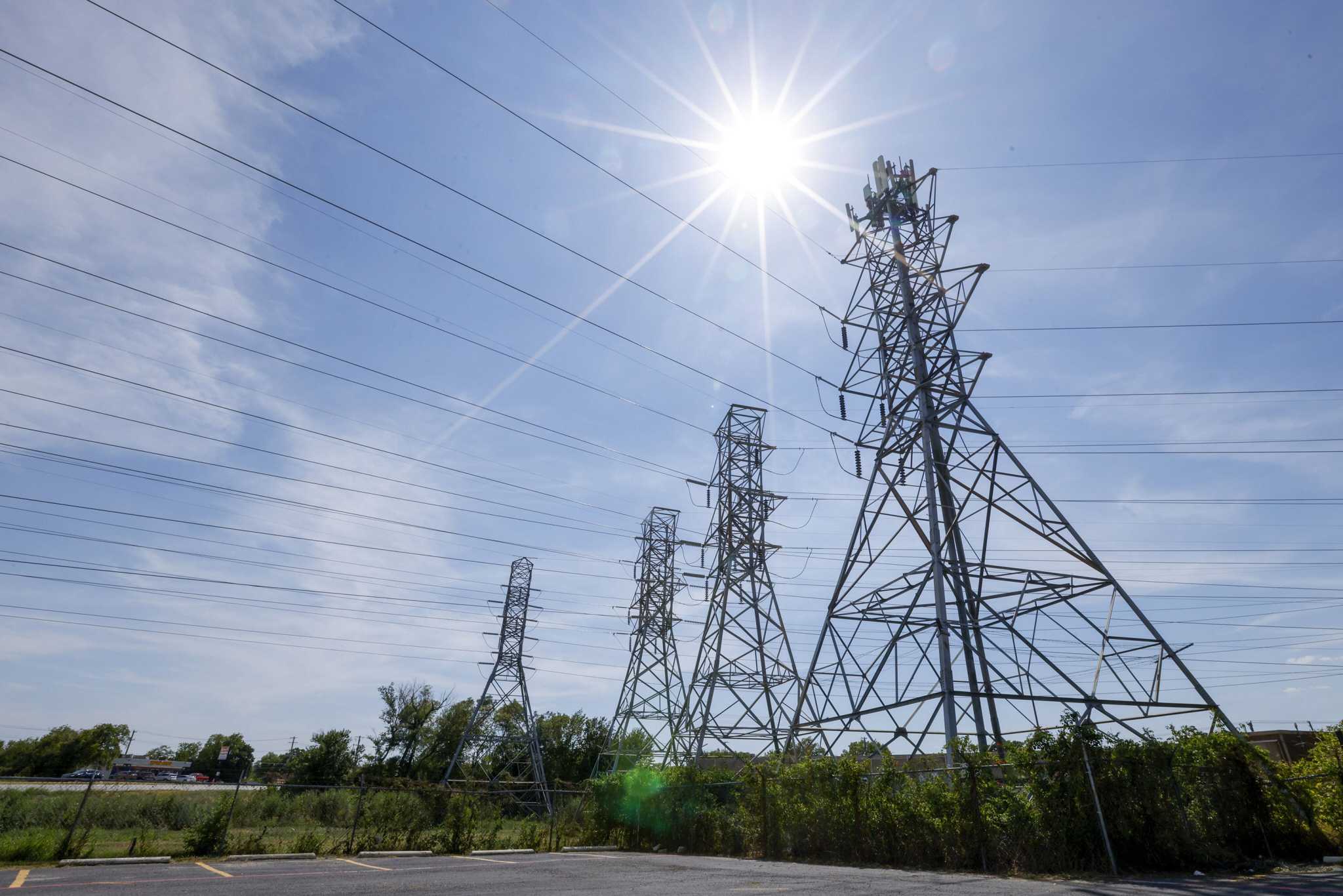 Texas PUC delays Hill Country transmission line route decision