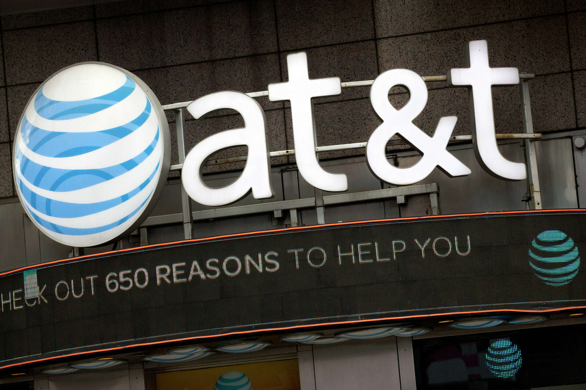 How to get a share of AT&T's $177M settlement over data breaches