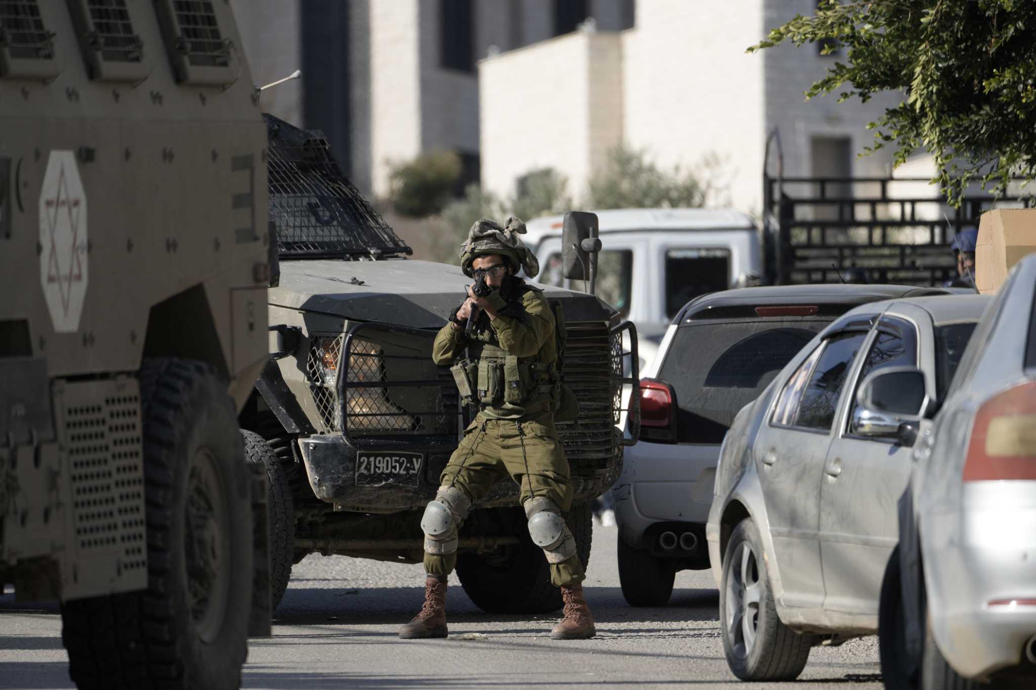 Middle East Latest: Israeli Strikes On Gaza Hospital Wound 3, Netanyahu ...