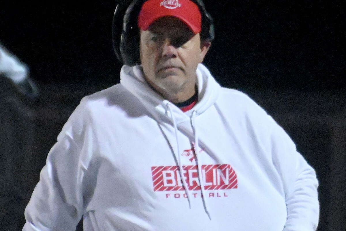 Berlin High School football coach Joe Aresimowicz resigns after nine seasons