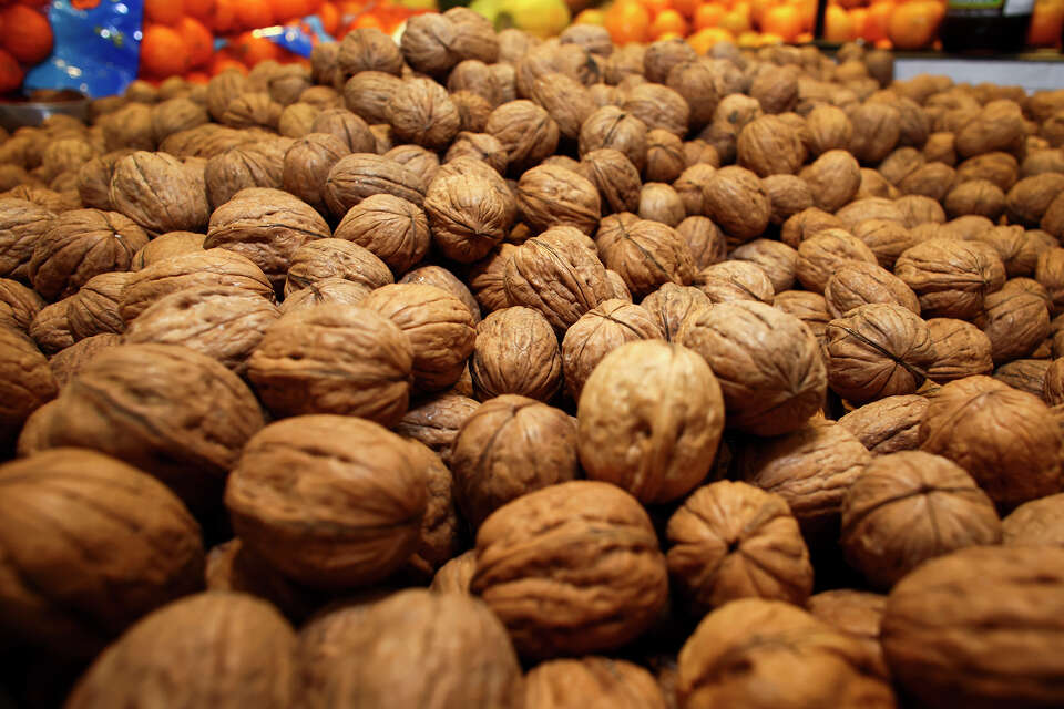 Vons vs. Jons: An eternal Los Angeles grocery store debate