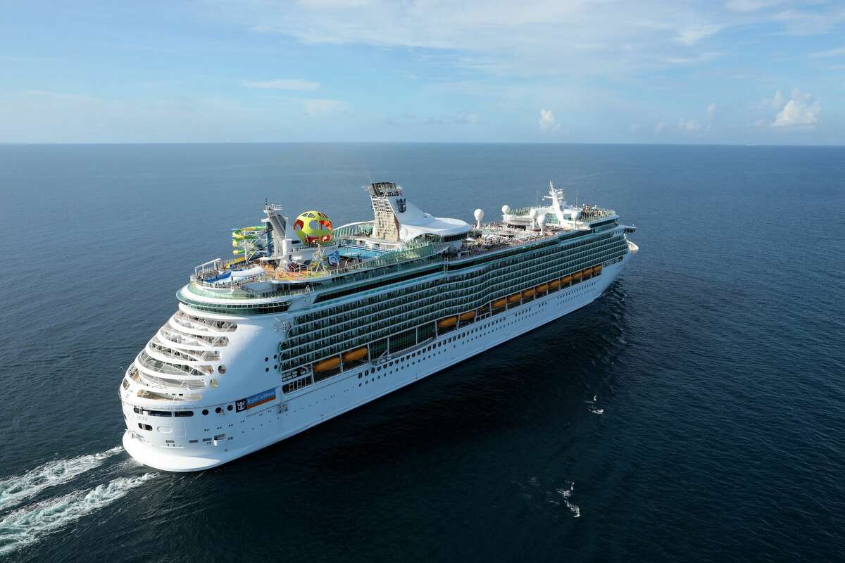 Since last week, passengers aboard the Mariner of the Seas will have to sign up for Royal Caribbean's in-house WiFi package in order to get online after the cruise line banned portable travel routers.