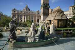 Vatican's Keffiyeh Nativity Scene Raises Eyebrows And Then Disappears ...