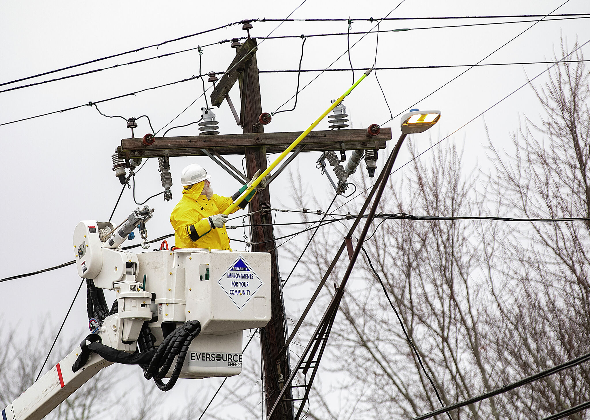 Why the Eversource 2025 midyear rate change is a disappointment