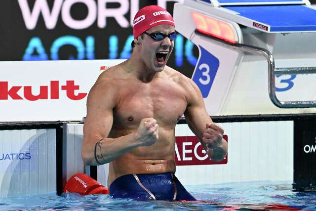 Crooks Is The First To Swim Sub-20 Seconds In 50 Freestyle At Short ...