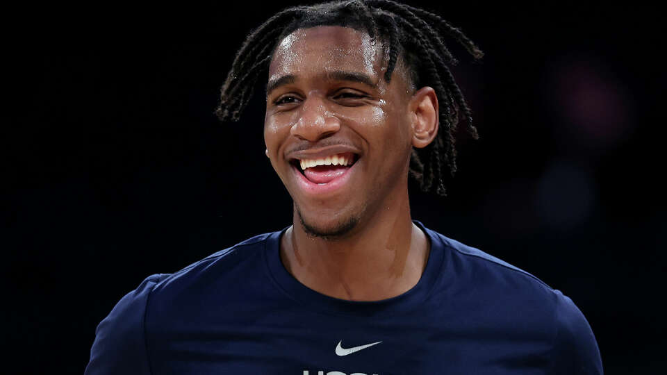 UConn’s sax-playing center is learning to be a Grizzly on the court