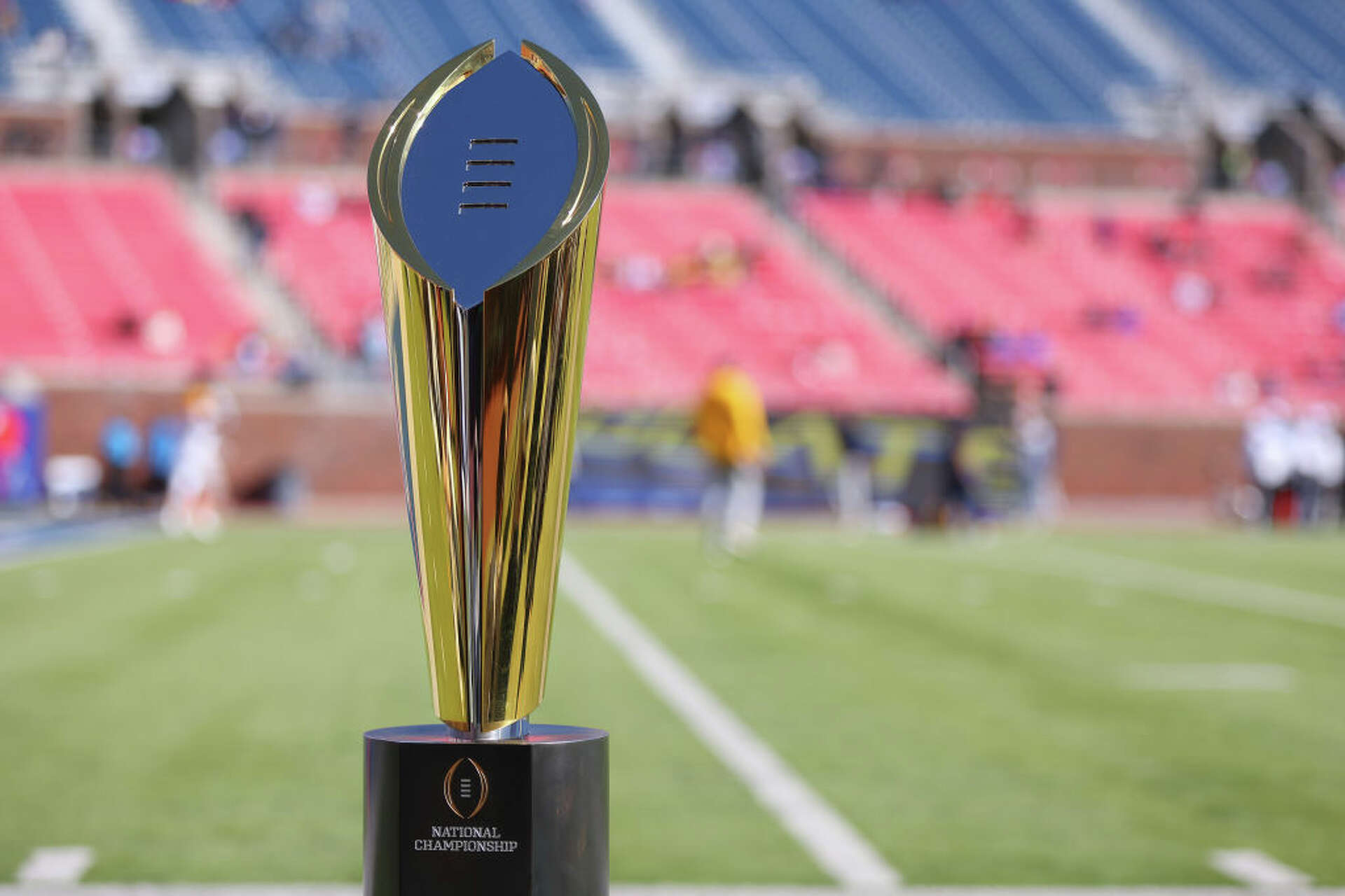 How to watch every College Football Playoff game without cable